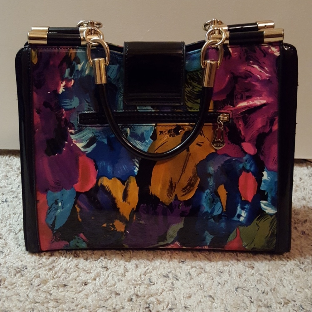 Handbag - Picture 2 of 3